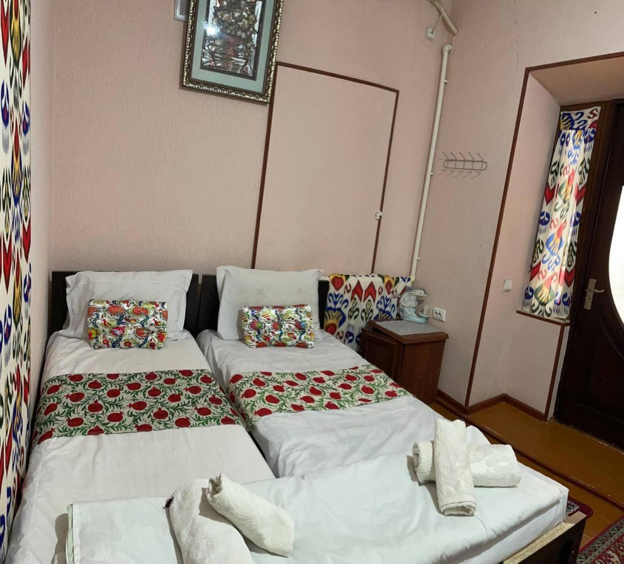 Madina-Mehribon Hotel Бухара Стая снимка