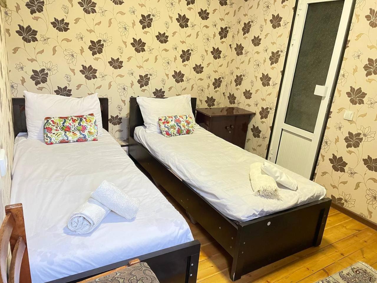 Madina-Mehribon Hotel Бухара Стая снимка